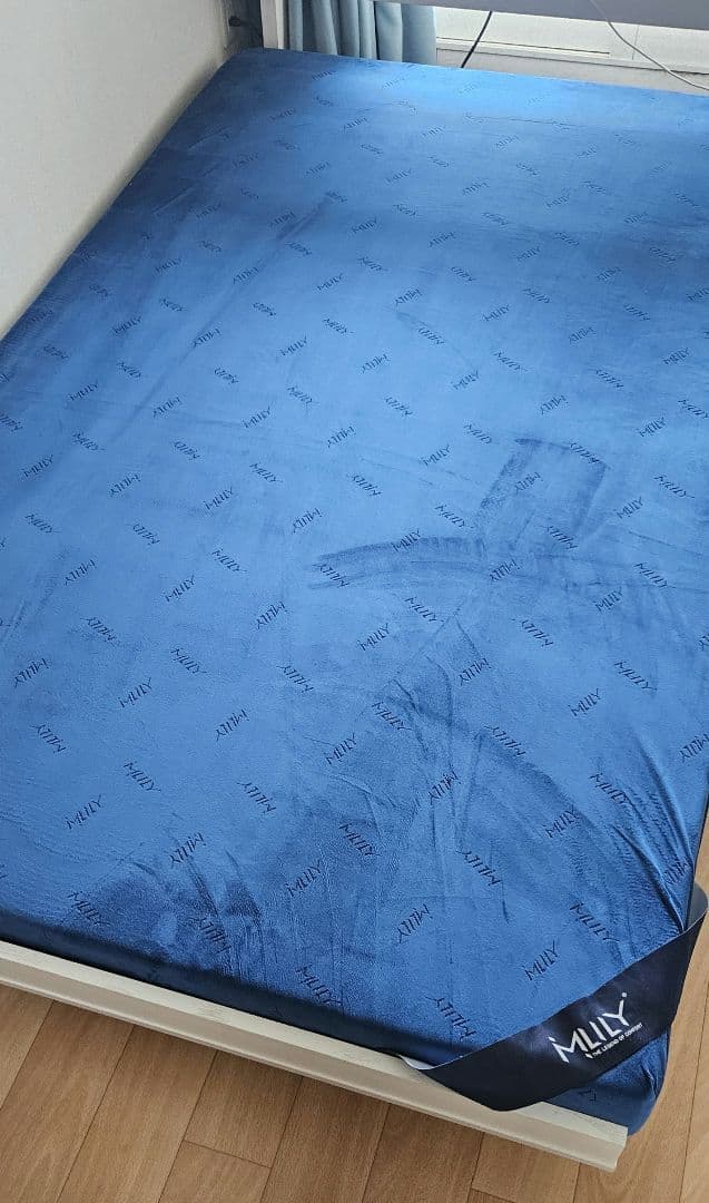 最終お値下げ！　エムリリー 　セミダブル　11センチ優反発 マットレス