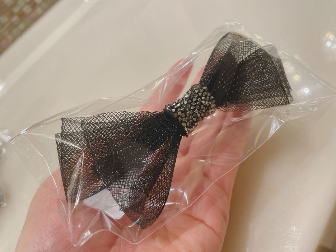 ※のの※コンプレックスビズ　スワロフスキーリボンスリムバレッタ新品未使用品