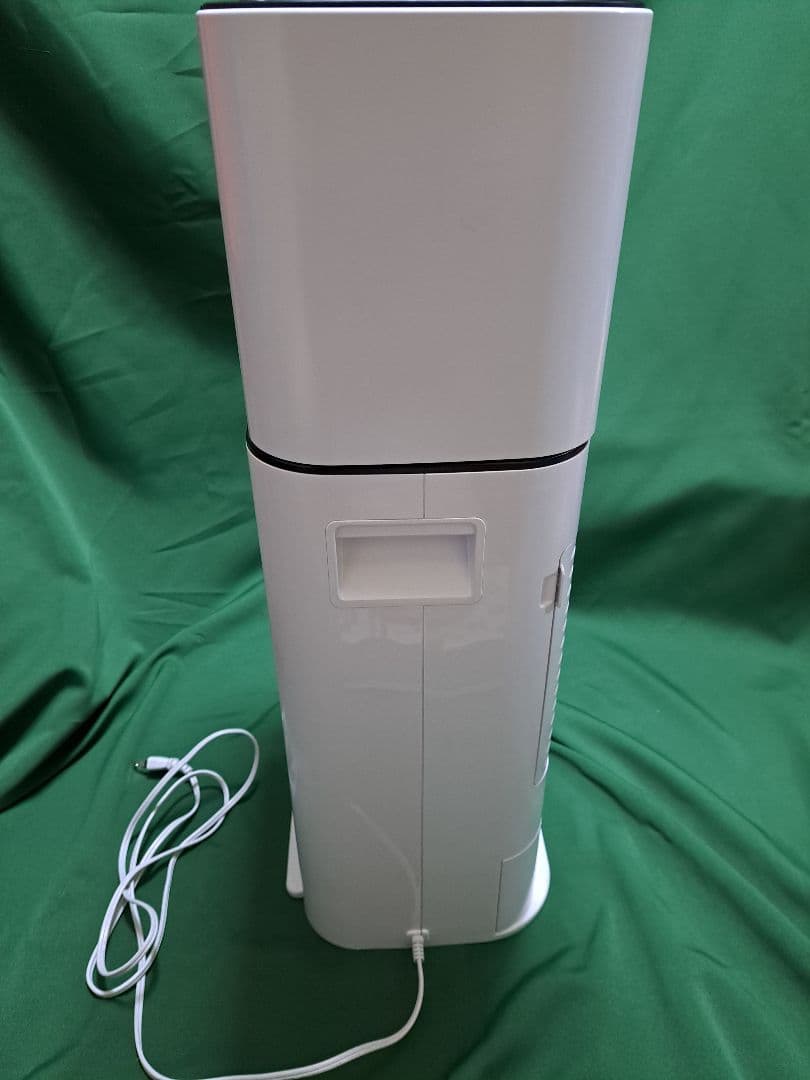 美品　アイリスオーヤマ　　衣料乾燥除湿機　DDDー50E