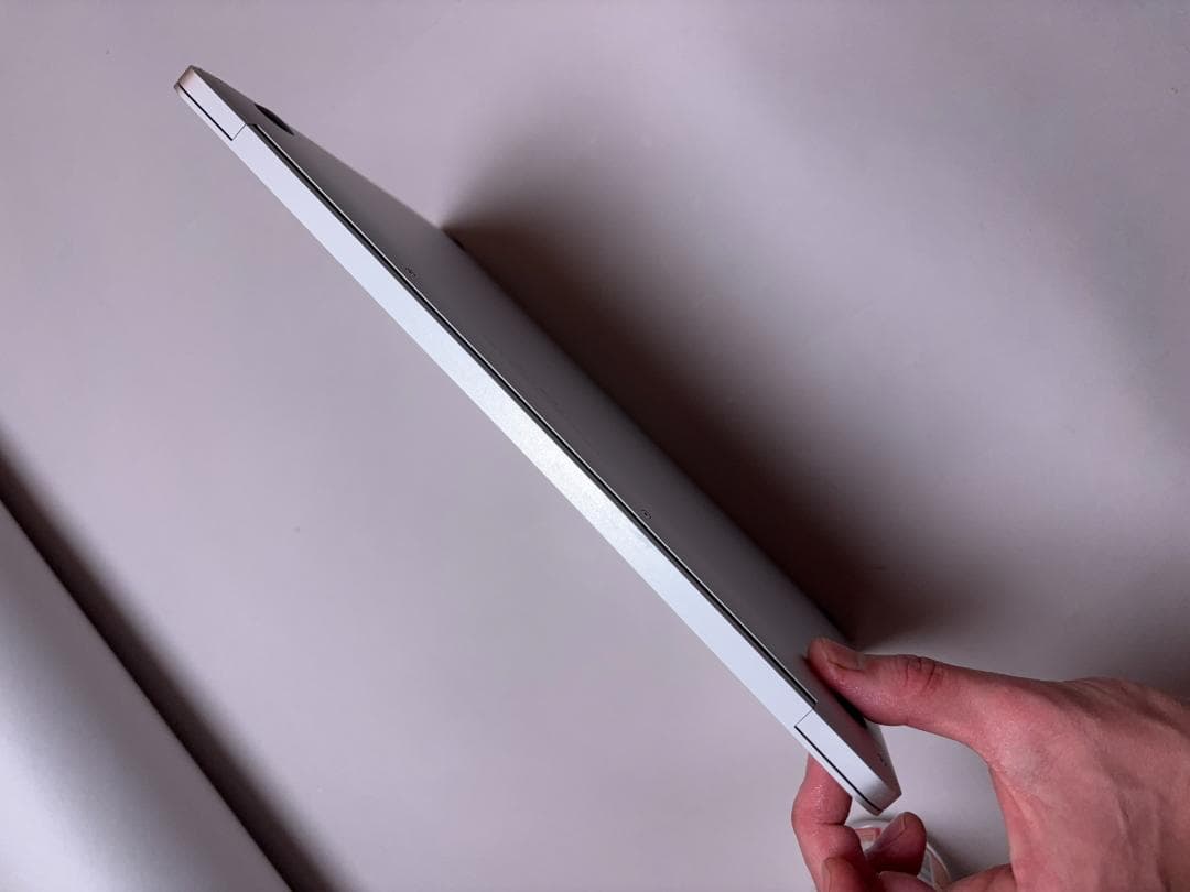 MacBook本体 MacBook Air Retina 13-inch 2018 8GB 256G