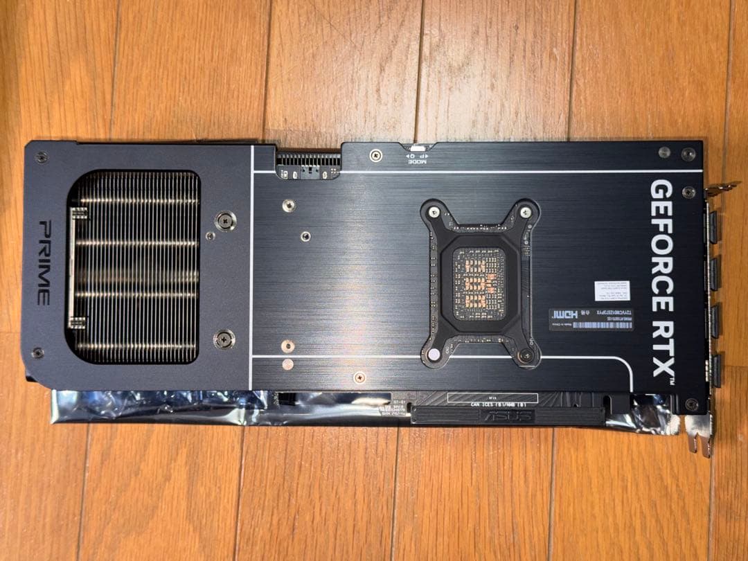 グラフィックボード・グラボ・ビデオカード ASUS PRIME RTX5070 12GB