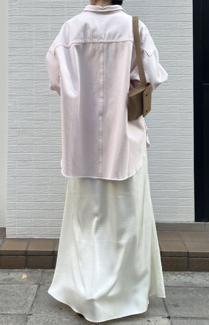 ☆新品タグ付き☆ DOUDOU ダメージデニムシャツ