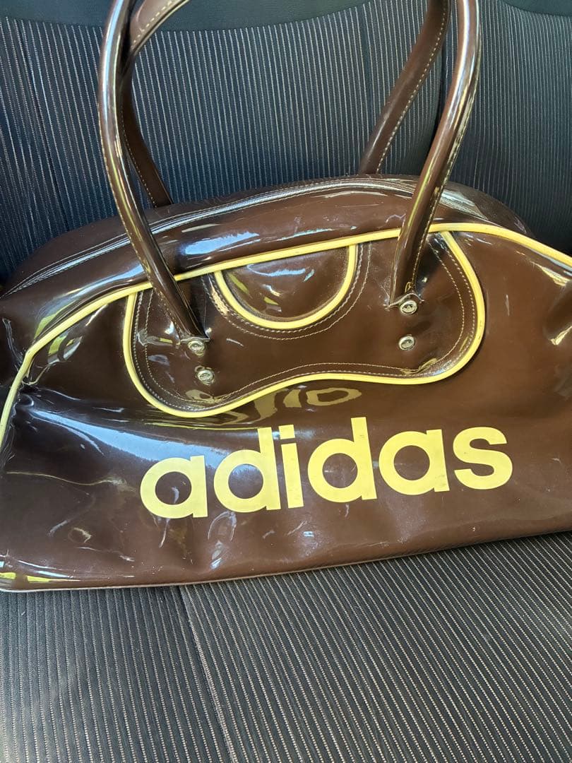 adidas ボストンバッグ ブラウン