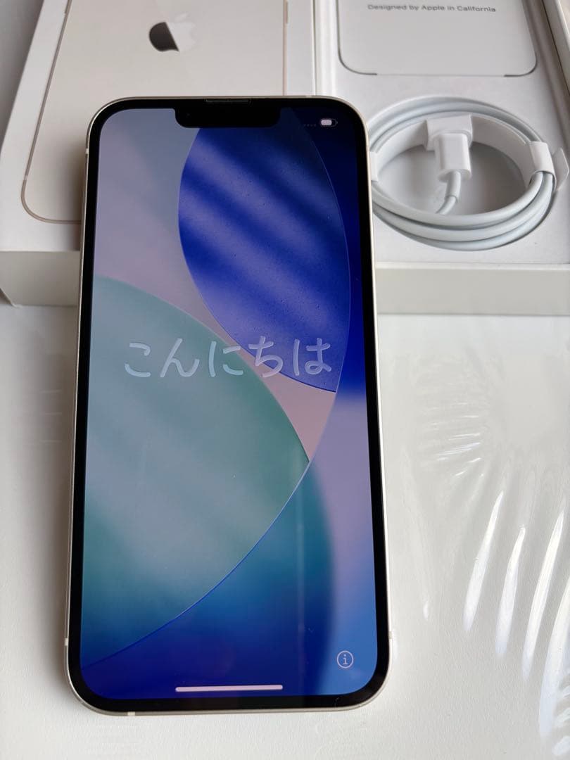 Apple iPhone 13 本体 ホワイト　ケース　充電ケーブル付き