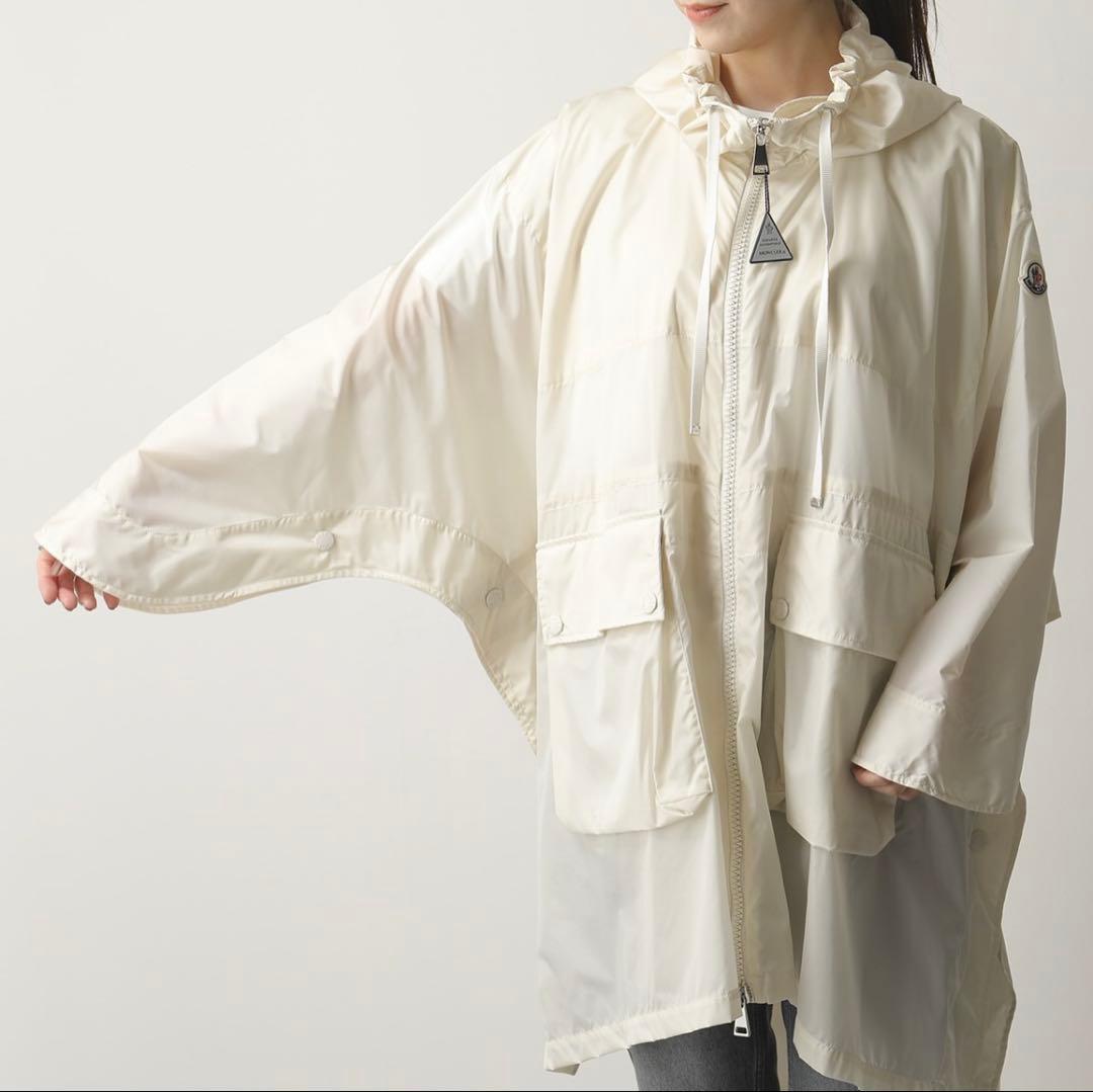 【新品・未使用品】MONCLER モンクレールPRINTSEPSポンチョコート