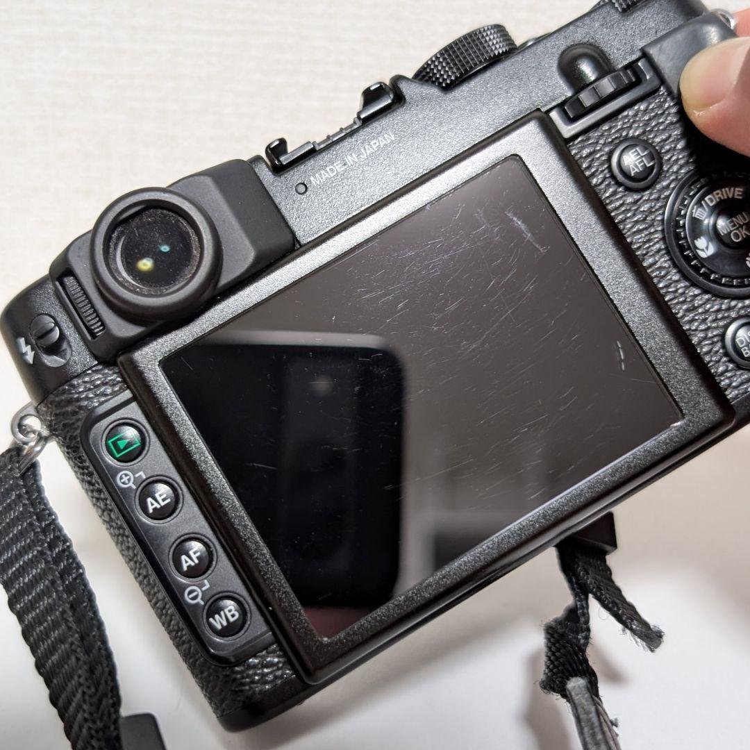 FUJIFILM X10 デジタルカメラ