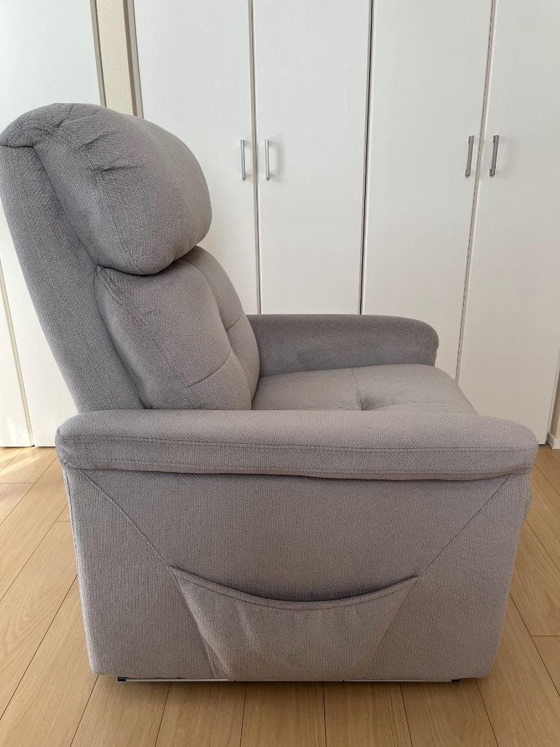 ニトリ 電動リクライニングチェア(起立補助機能付 アスティ)