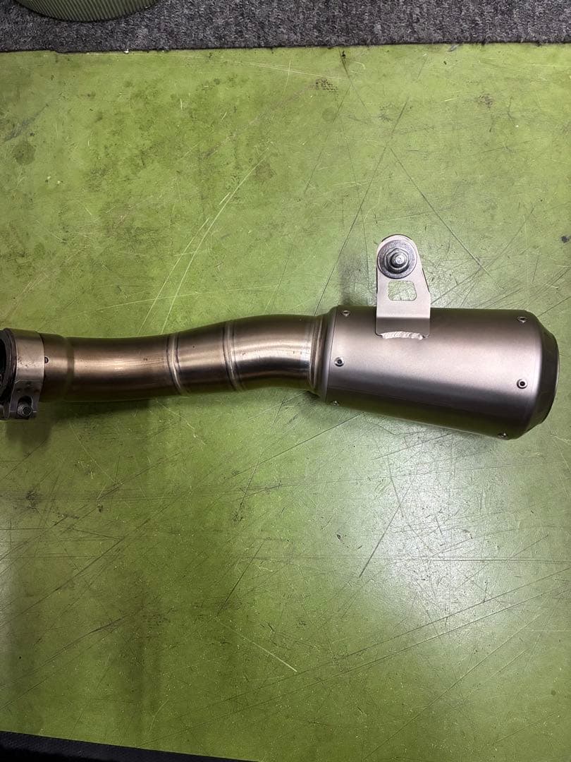 ＹＺＦ－Ｒ２５用　アクラポビッチマフラー　中古品