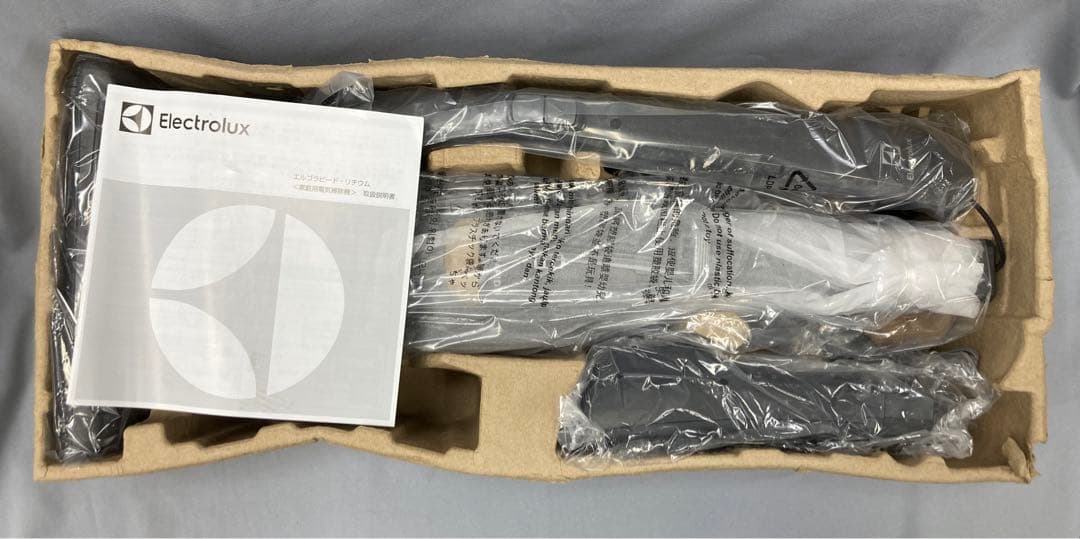新品 Electrolux エルゴラピード・リチウム ZB3502IG 掃除機