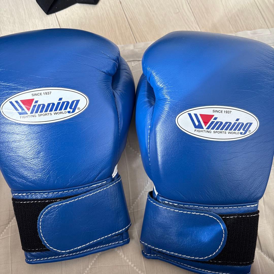 Winning ボクシンググローブ 8 oz 青
