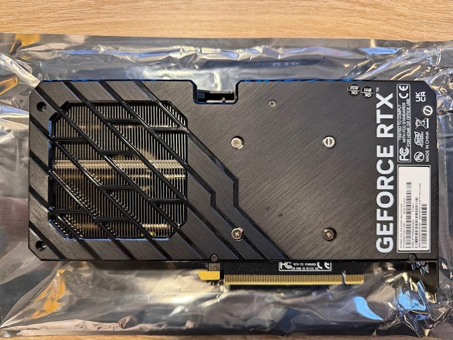 【中古美品】Palit GeForce RTX 4060 Ti Dual 8GB