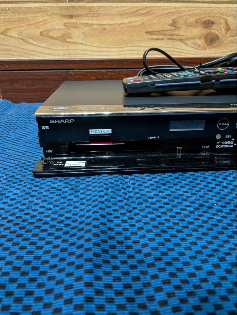 SHARP ブルーレイレコーダー リモコン付き