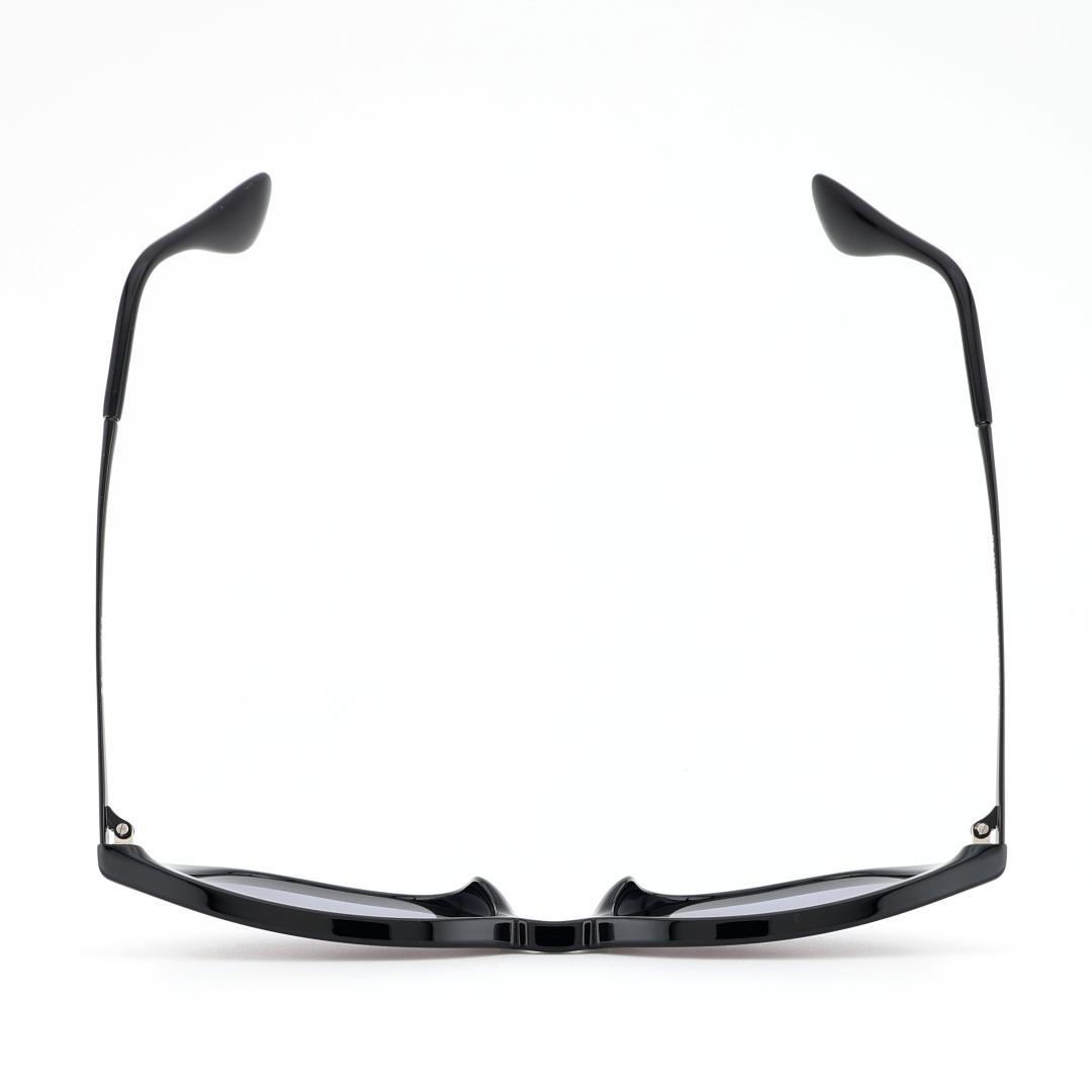 《定価26,620円！》RayBan／レイバン　ブラック×グレー　サングラス