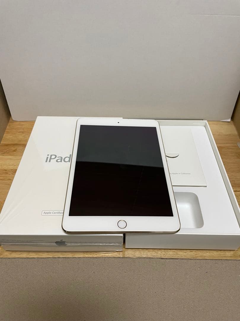 APPLE iPad mini3 WI-FI 64GB おまけケースつき