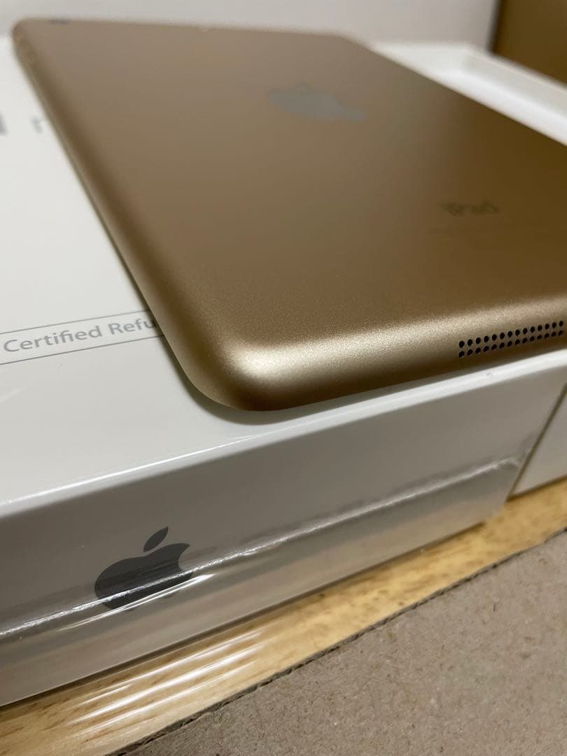 APPLE iPad mini3 WI-FI 64GB おまけケースつき