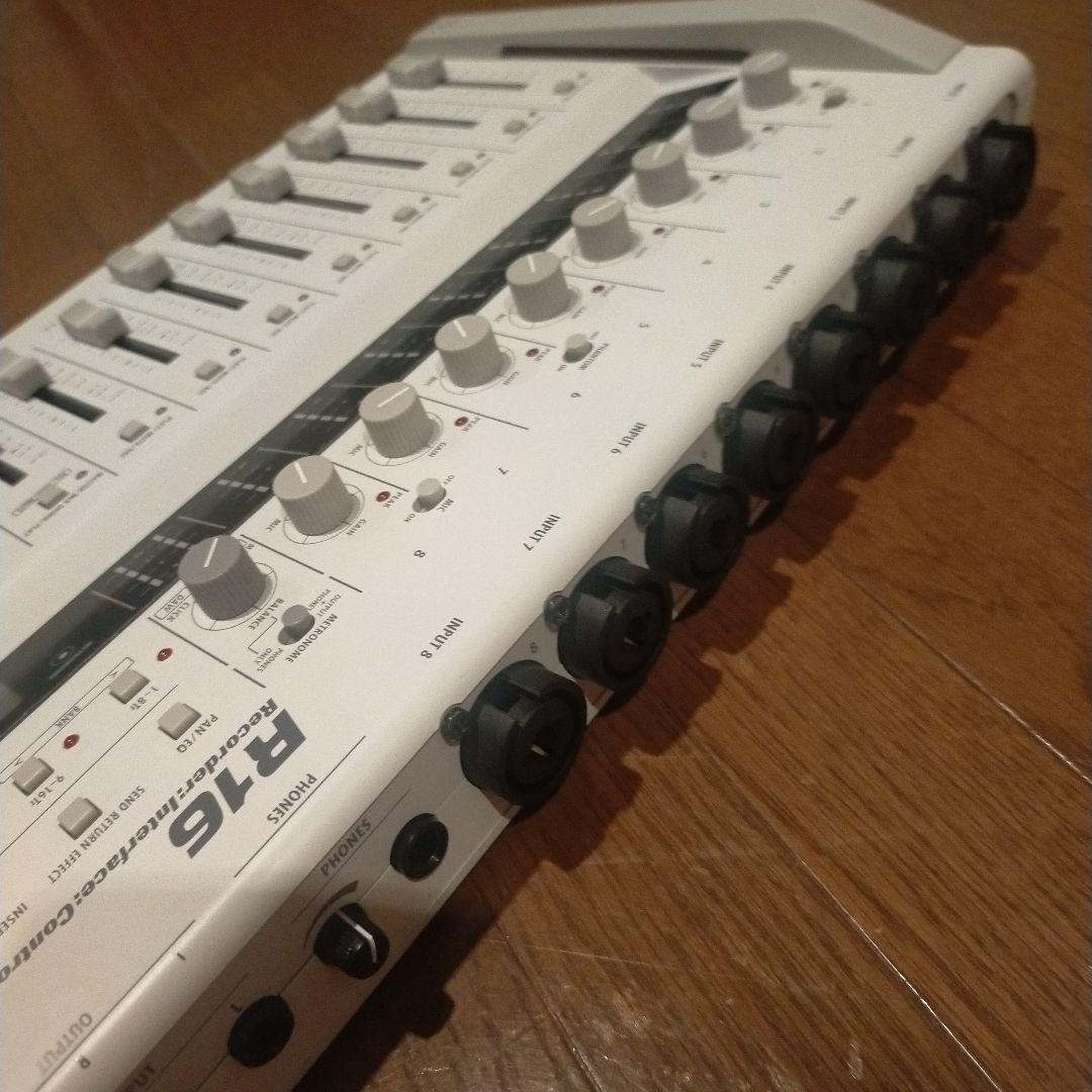 専用出品ZOOM R16 レコーダー・インターフェース・コントローラー 動作保証