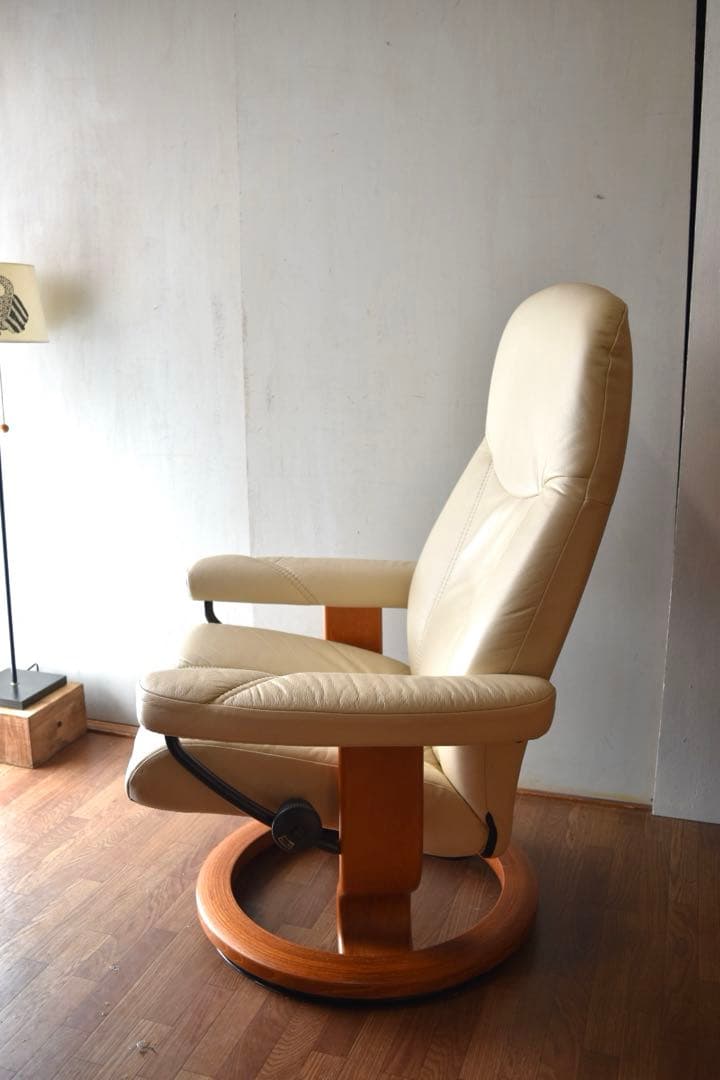 1/2 ふくちゃん EKORNES stressless consul