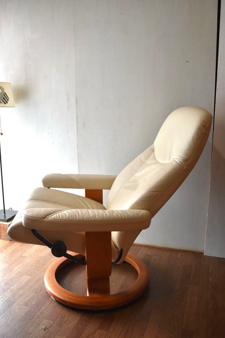 1/2 ふくちゃん EKORNES stressless consul