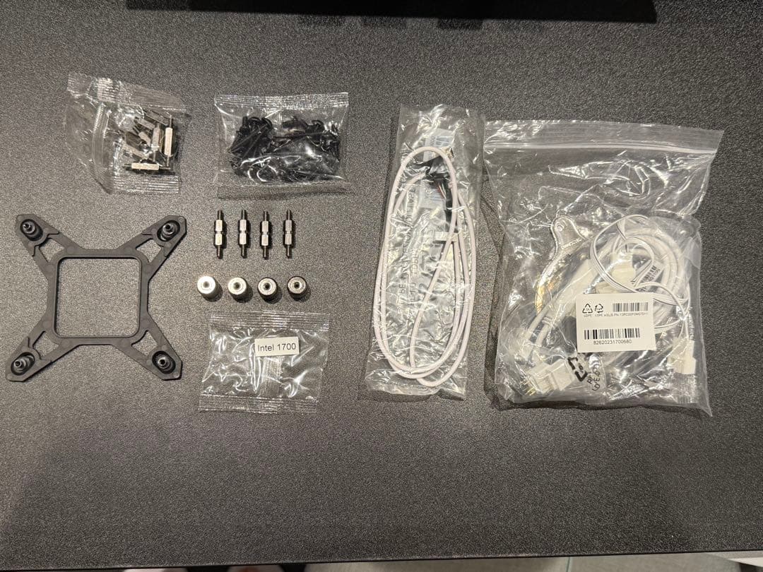 【中古美品】ASUS ROG STRIX LCⅡ 360 white+おまけ