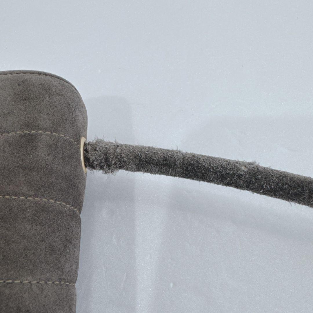 D*A様 CHANEL グレー スエード ショルダーバッグ マドモアゼル