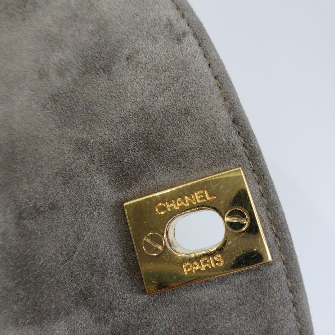 D*A様 CHANEL グレー スエード ショルダーバッグ マドモアゼル