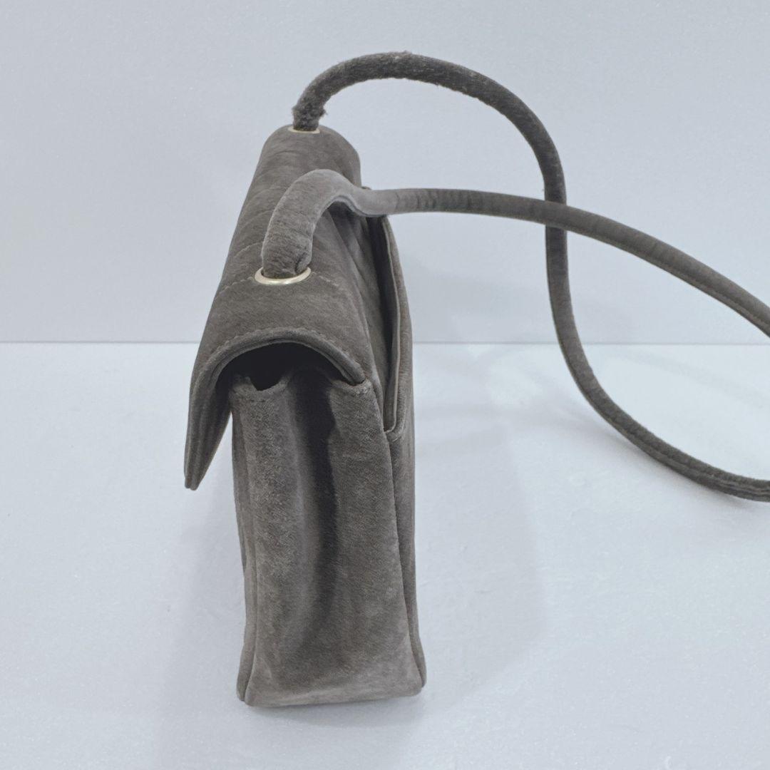 D*A様 CHANEL グレー スエード ショルダーバッグ マドモアゼル