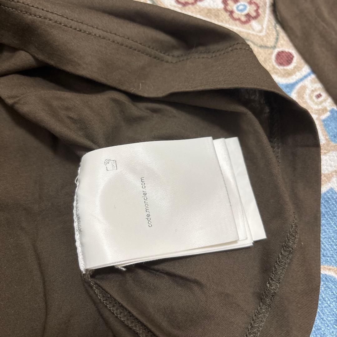 MONCLER ダークグリーン 長袖Tシャツ