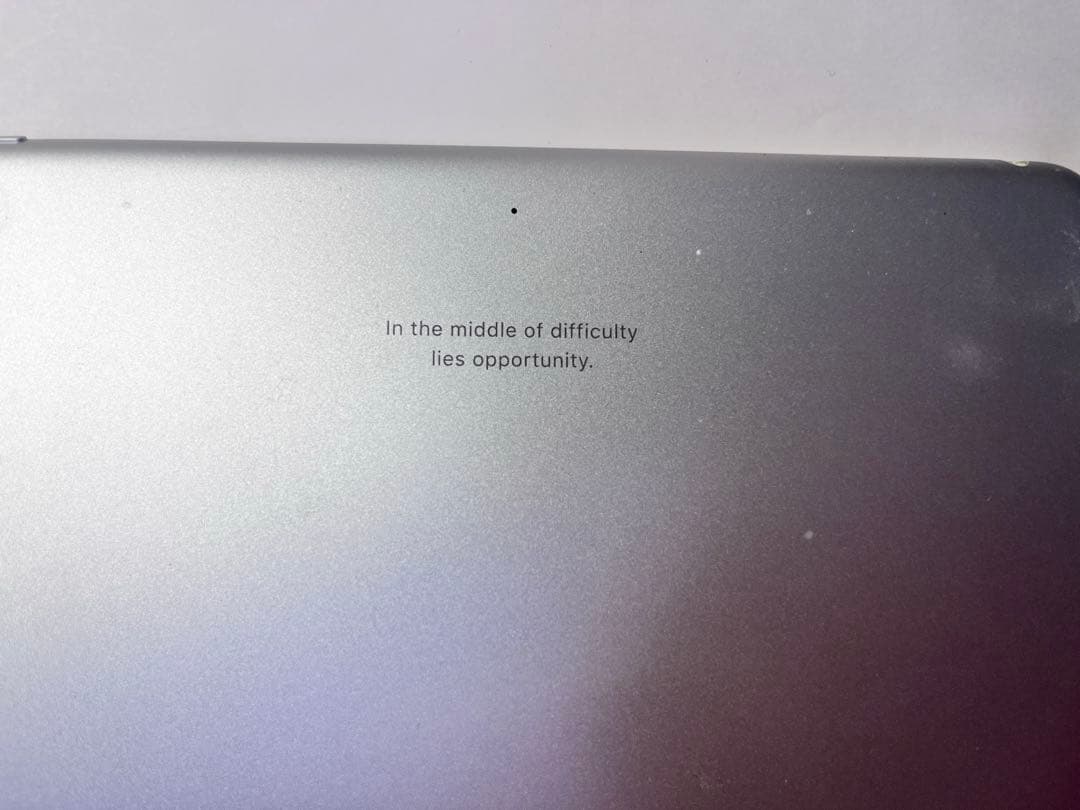 iPad第9世代 64GB（箱付き 充電器付き)