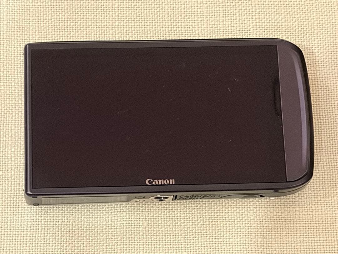 Canon IXYデジタルカメラ14.1