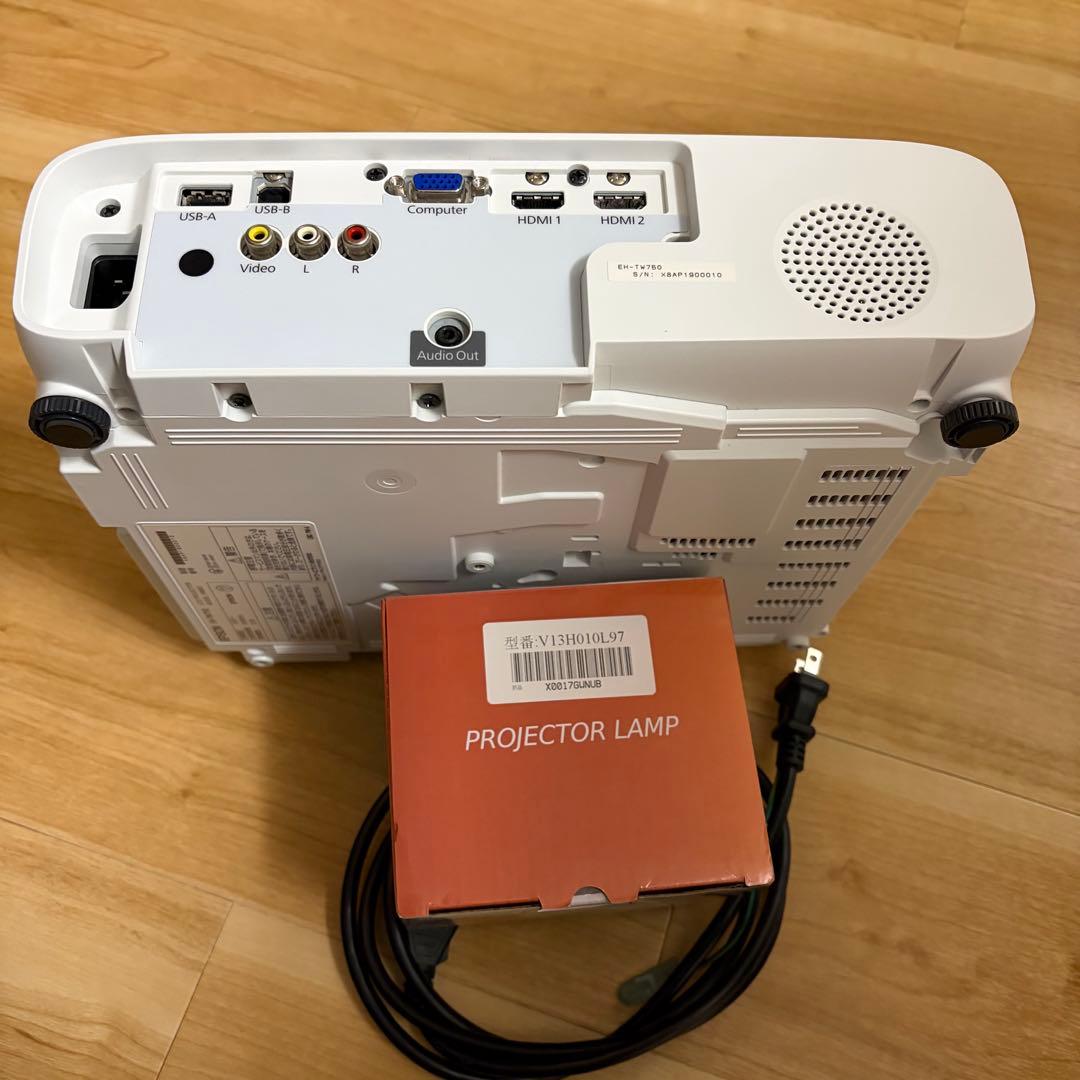 EPSON EH-TW750 プロジェクター本体