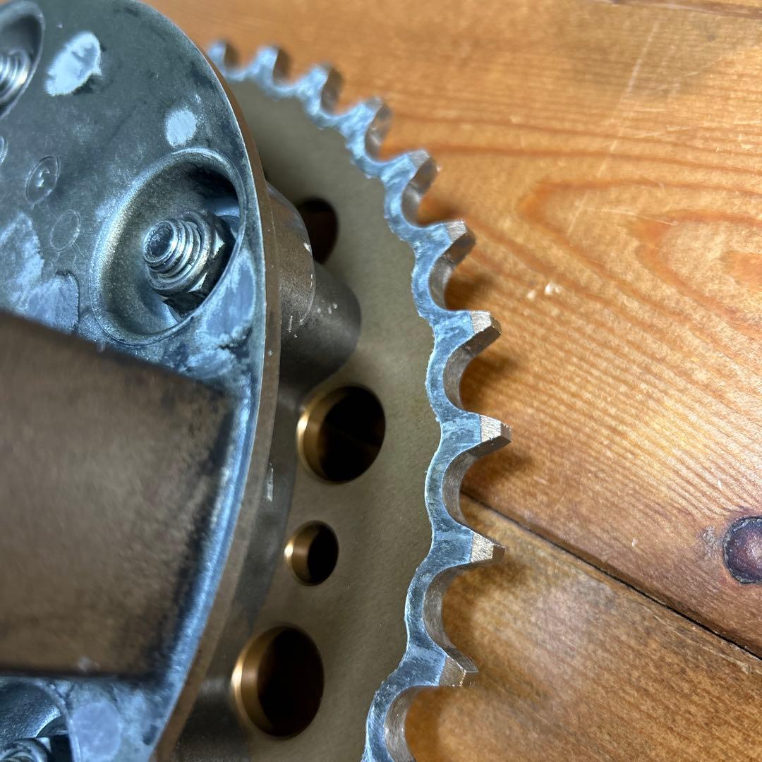 SRX600 ハブ & スプロケット