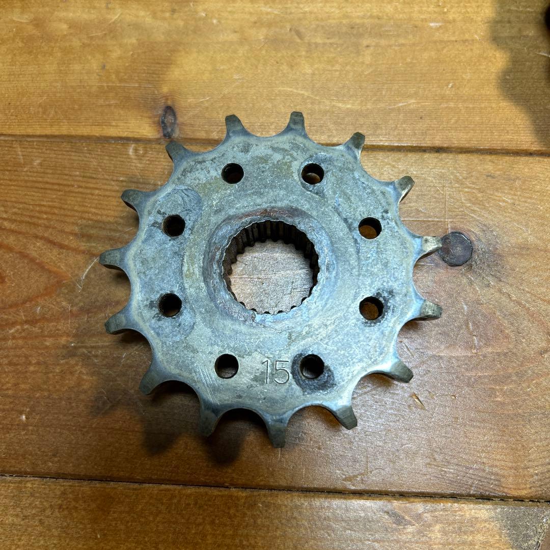 SRX600 ハブ & スプロケット