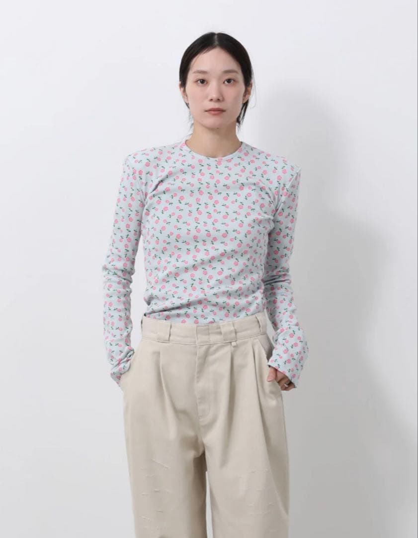 トップス HOLIDAY SUPERRIB PADDEDSHOULDER CREWNECK