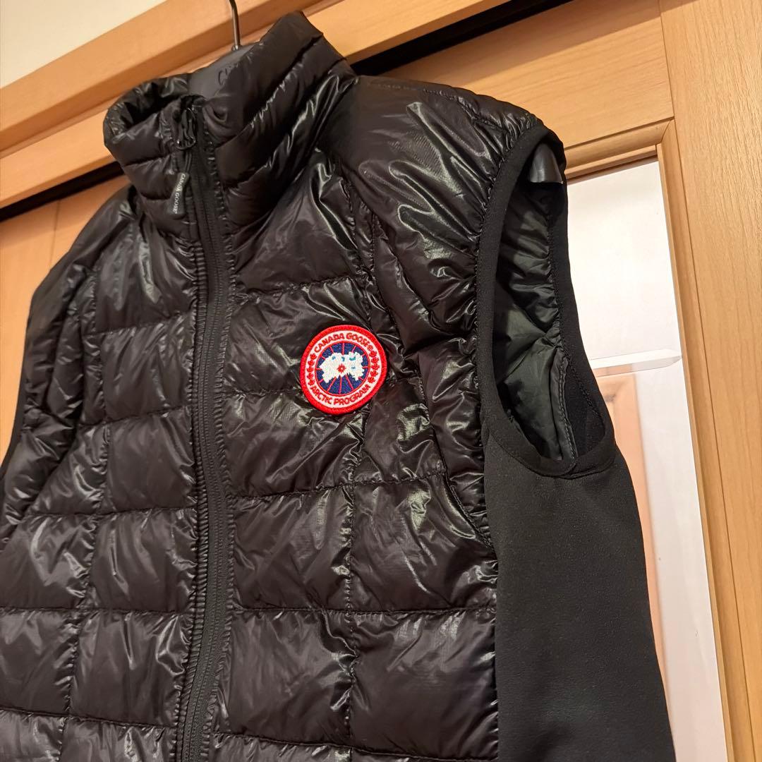 カナダグース パッカブルダウンベスト