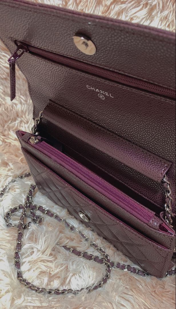 CHANEL ノベルティチェーンウォレット