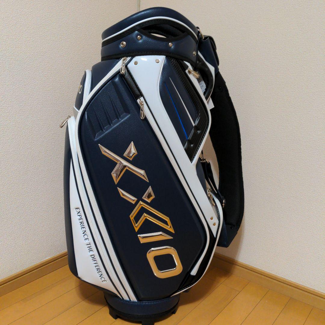 【新品未使用】ゼクシオキャディバッグプロレプリカ9.5型3.9kg