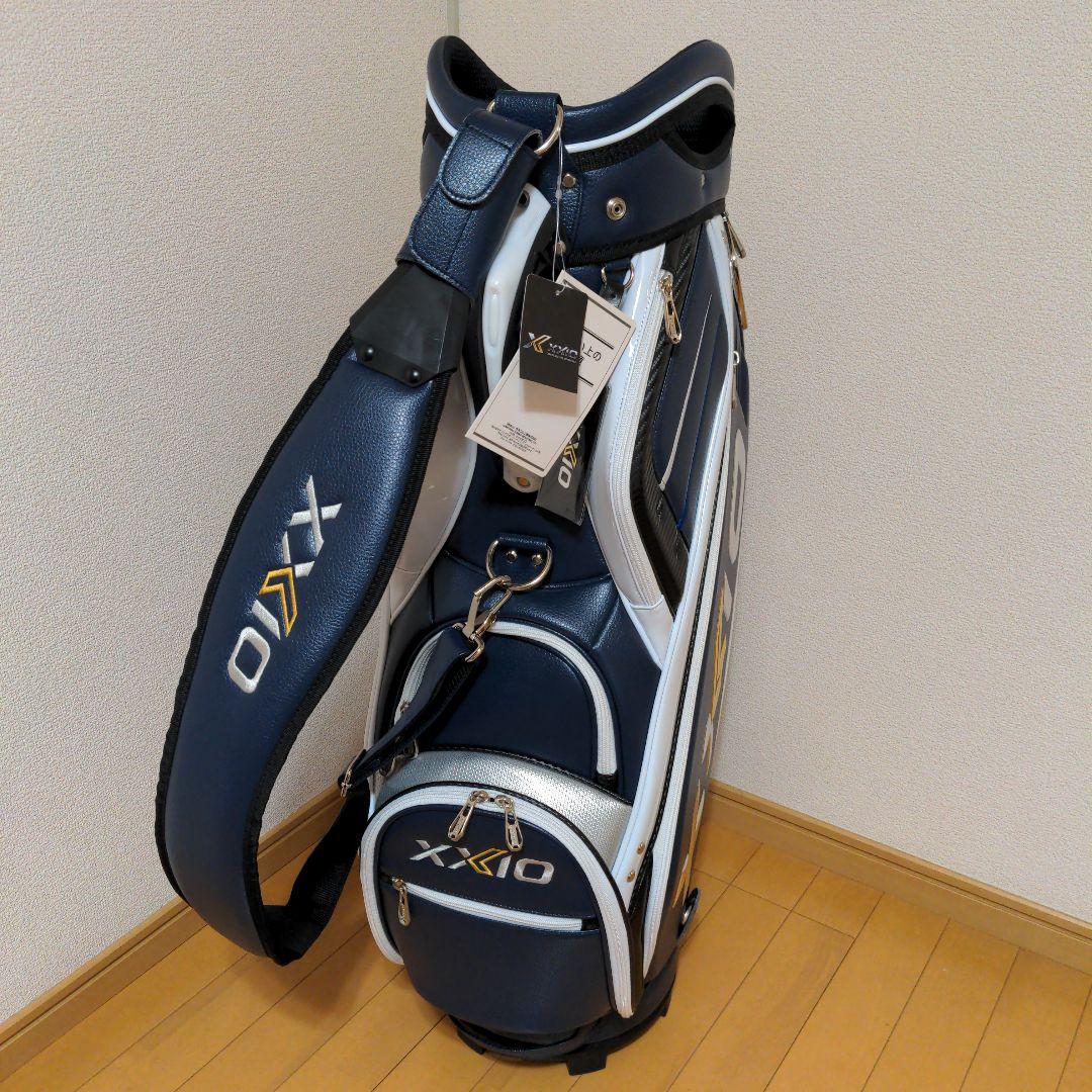 【新品未使用】ゼクシオキャディバッグプロレプリカ9.5型3.9kg