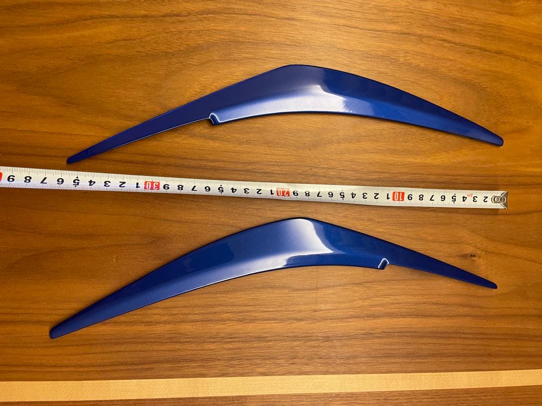 新型レヴォーグ KUHL アイライン WRブルー 【美品】