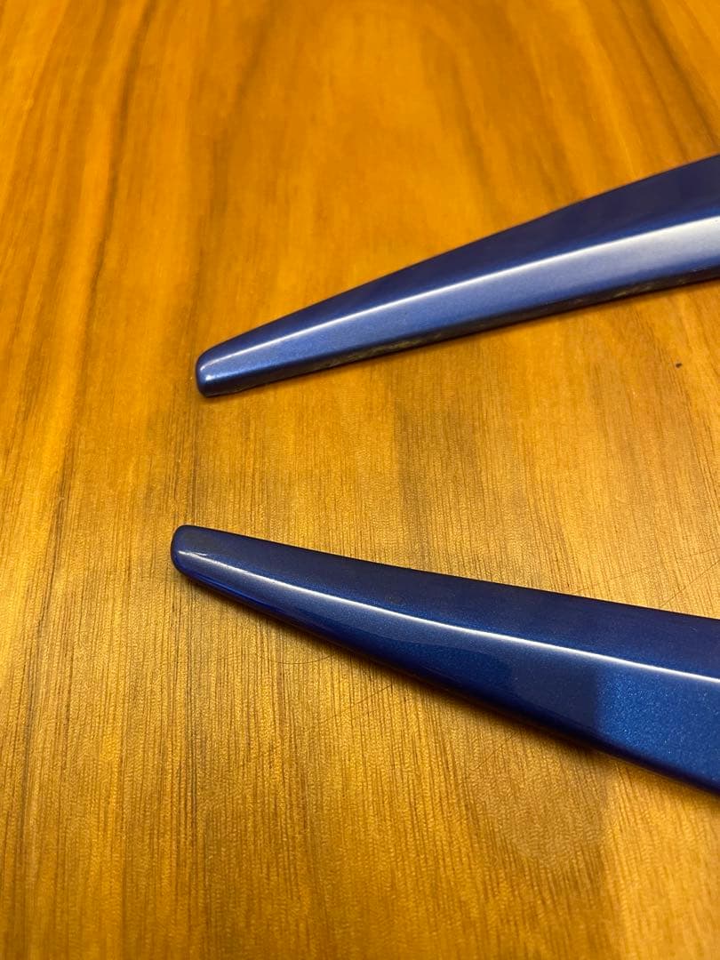 新型レヴォーグ KUHL アイライン WRブルー 【美品】