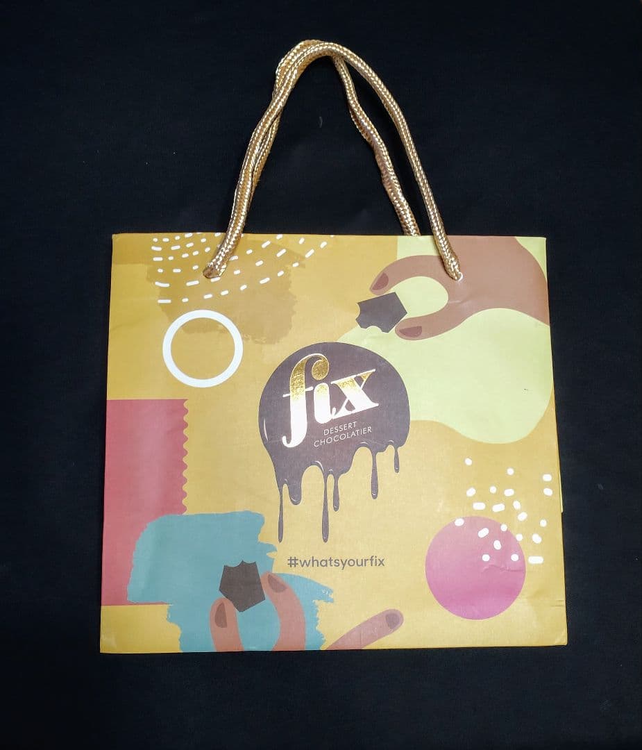 i*o様 【正真正銘】ドバイチョコレート　ピスタチオ味　fix社製　2個　紙袋付