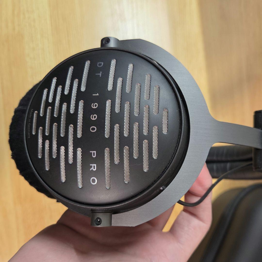 ヘッドホン Beyerdynamic DT 1990 PRO