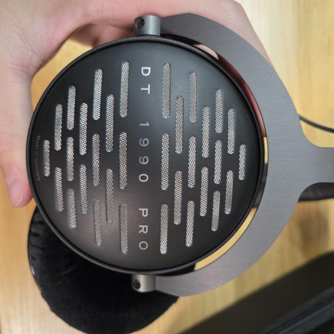 ヘッドホン Beyerdynamic DT 1990 PRO