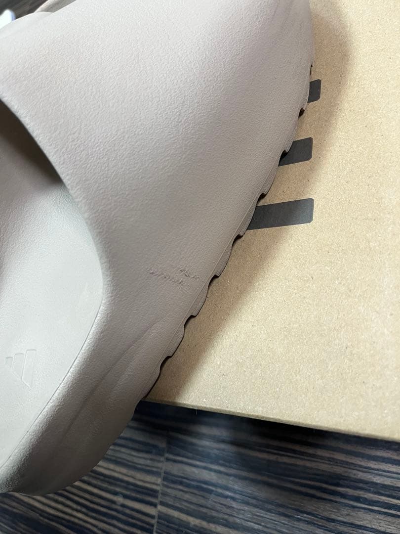 アディダス イージースライド グラナイト ADIDAS YEEZY 28.5cm