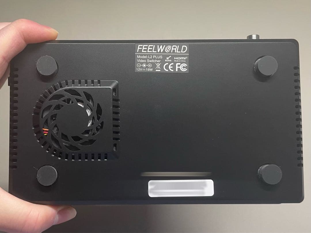 FEELWORLD L2 Plus マルチカメラビデオミキサースイッチャー