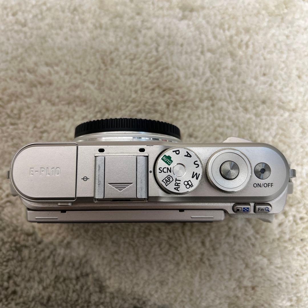 OLYMPUS PEN E-PL10 ホワイト