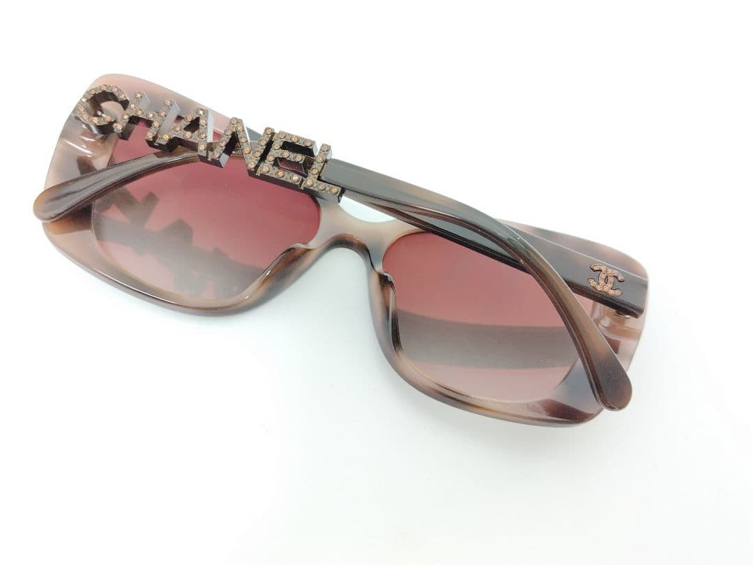 も*わ様 CHANEL ブラウン サングラス　ケース付