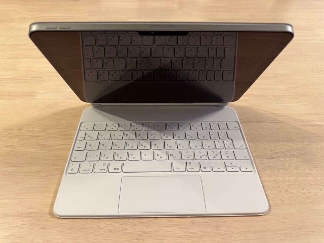Apple 11インチ iPadAir (M2) Magic keyboard付