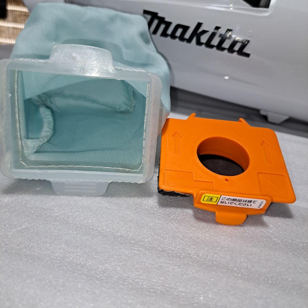 Makita 充電式クリーナー CL285FD 美品