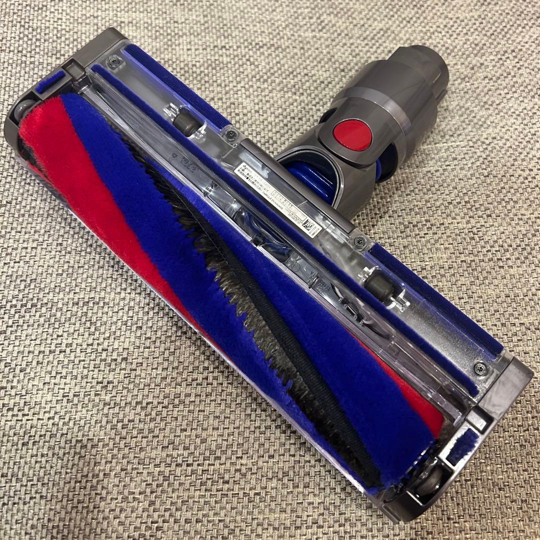 【美品】dyson v8 slim fluffyクリーナーヘッド
