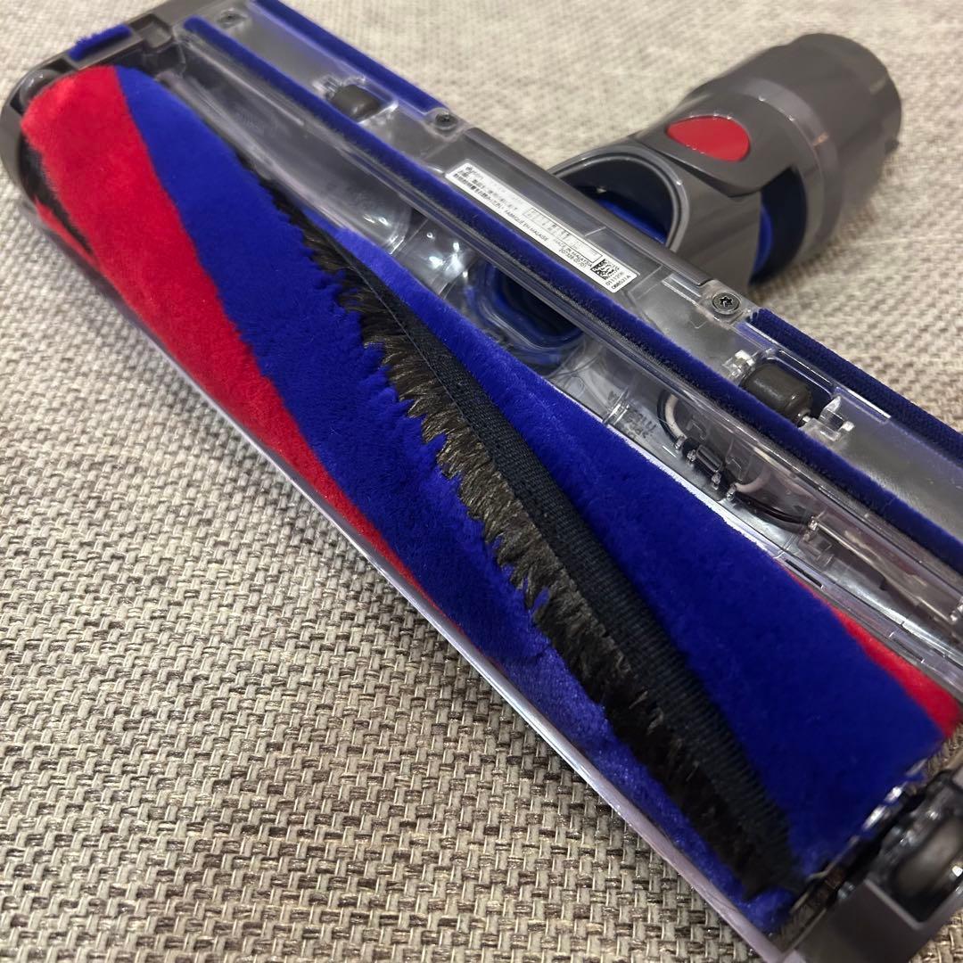 【美品】dyson v8 slim fluffyクリーナーヘッド